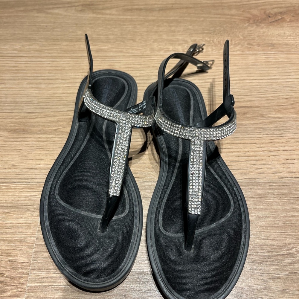 Ardene Black Sandals with Rhinestone Accents